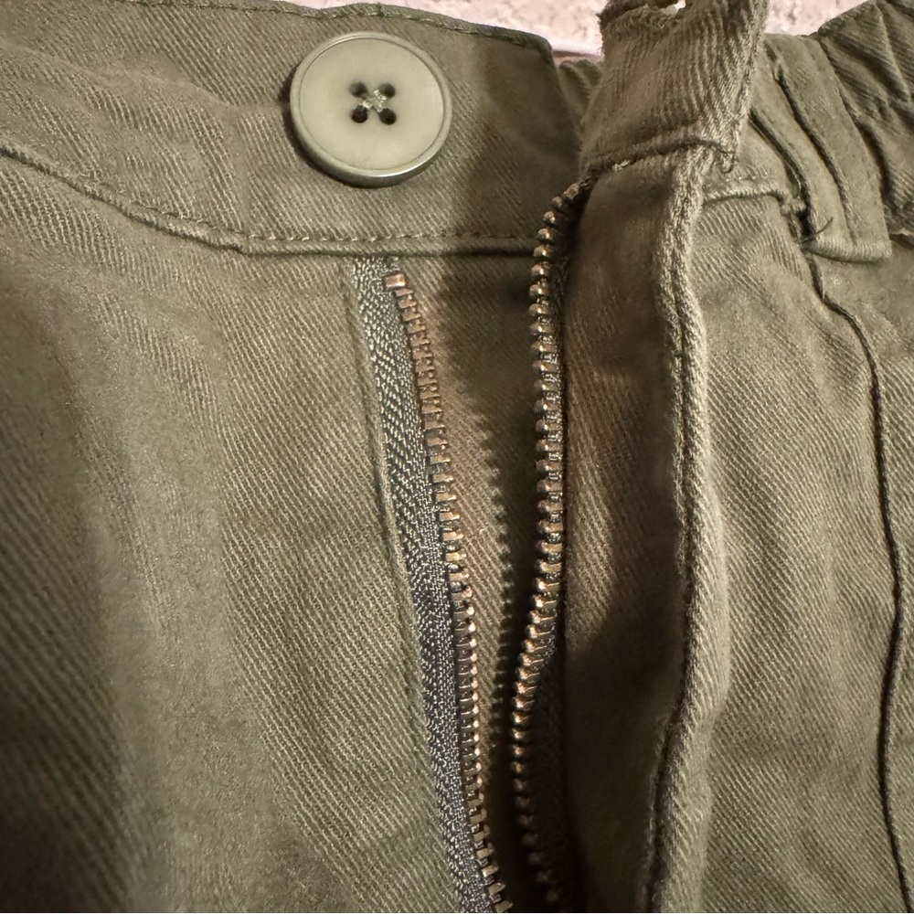 EUC Lepunuo Cargo Pants - Picture 6 of 11